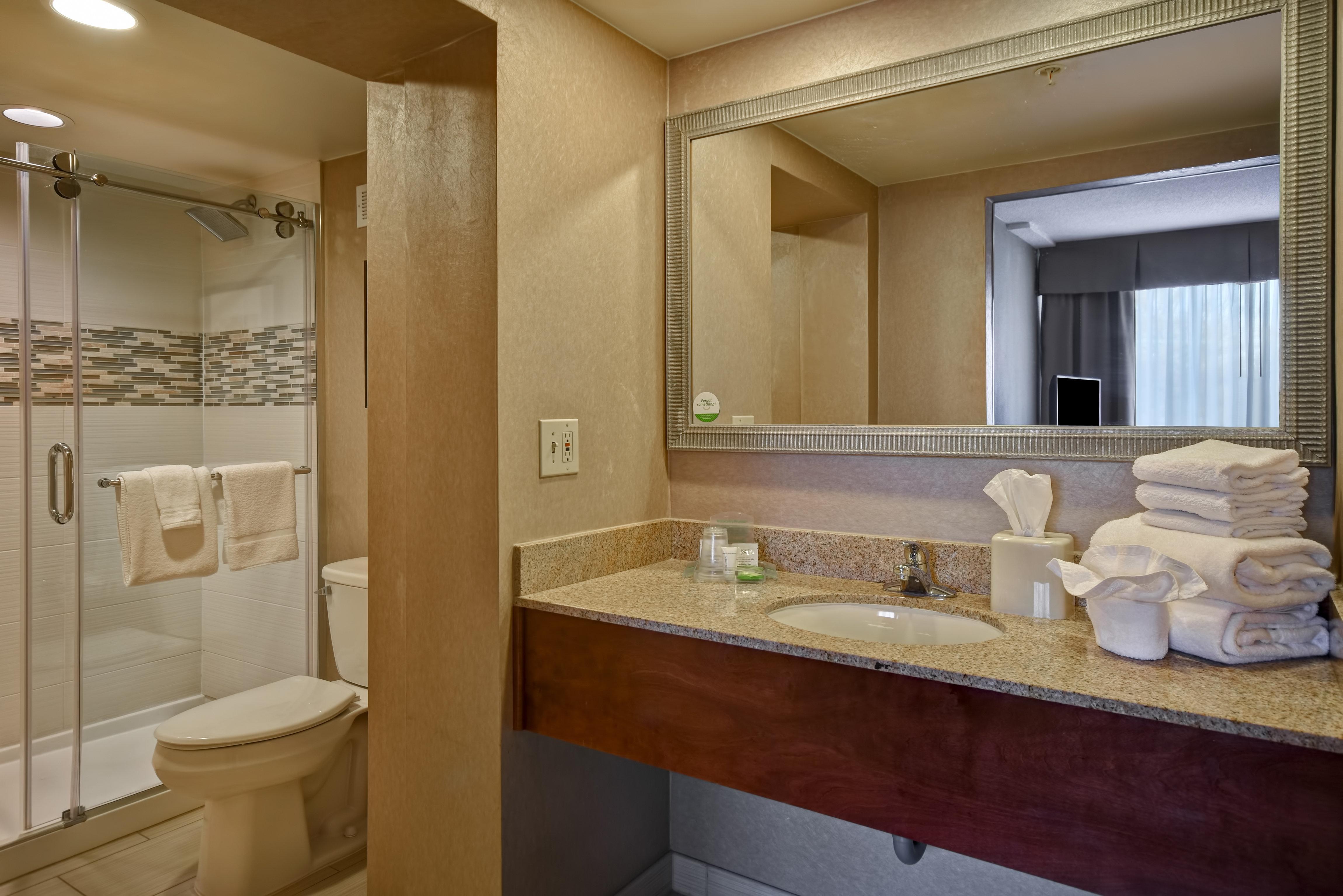 Holiday Inn Cincinnati-Riverfront By Ihg Ковингтън Екстериор снимка