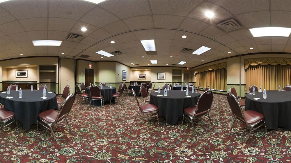 Holiday Inn Cincinnati-Riverfront By Ihg Ковингтън Екстериор снимка