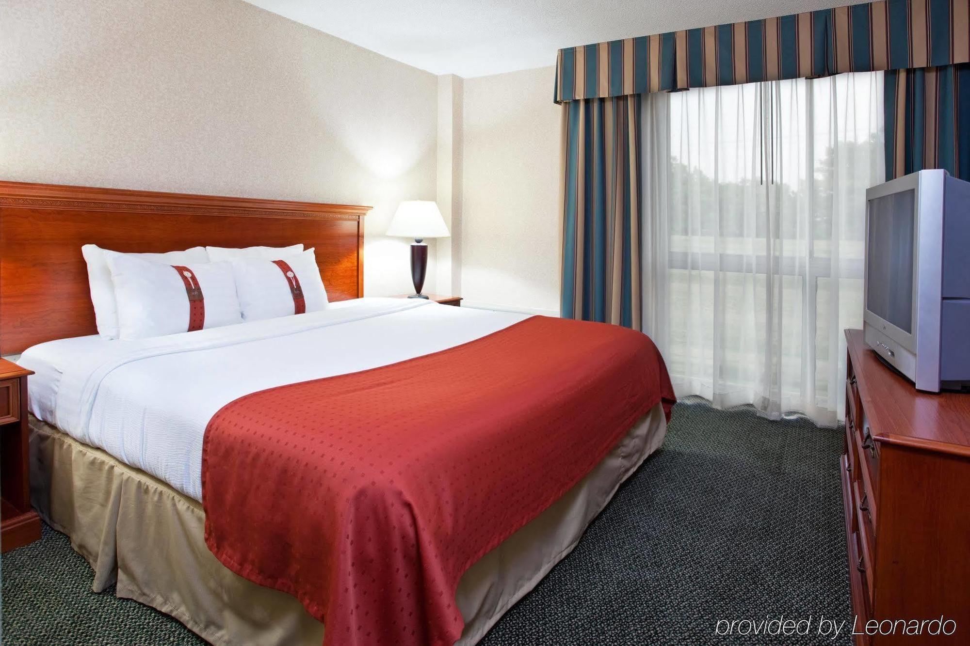Holiday Inn Cincinnati-Riverfront By Ihg Ковингтън Екстериор снимка